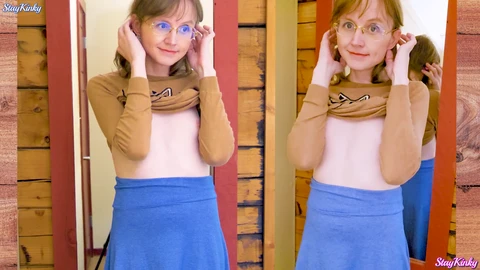 Perky tits, эрегированные соски, самомассаж лица