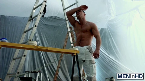 Les séduisants Paddy Obrian et Theo Ford s’éclatent ensemble