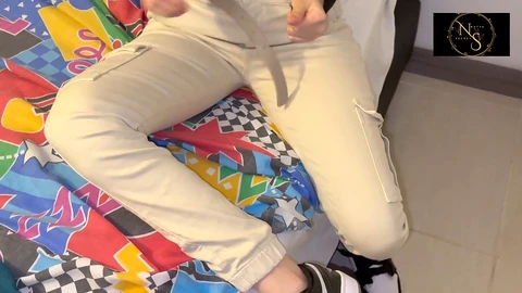 Universidad, teenager, 18 year cute girl